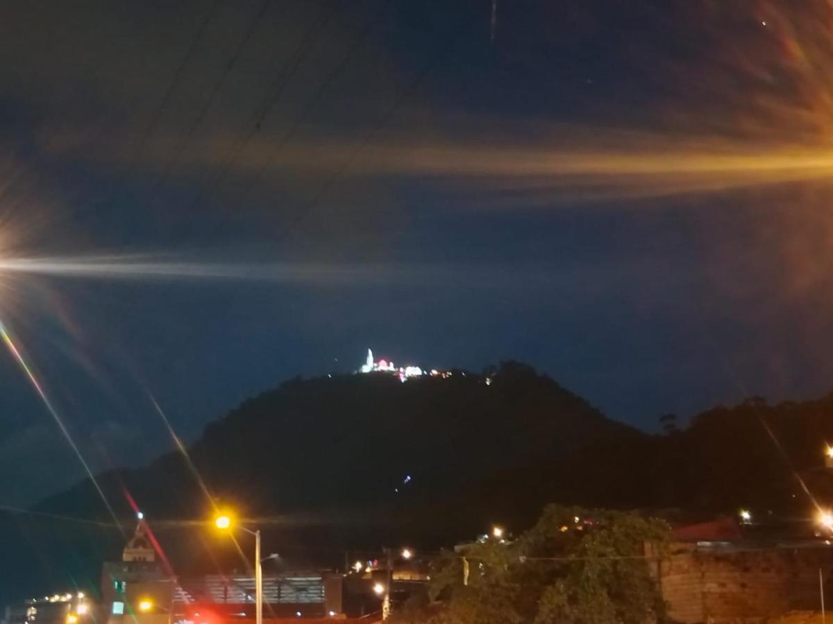 Casa De Lourdes - La Candelaria Bogotá Eksteriør billede