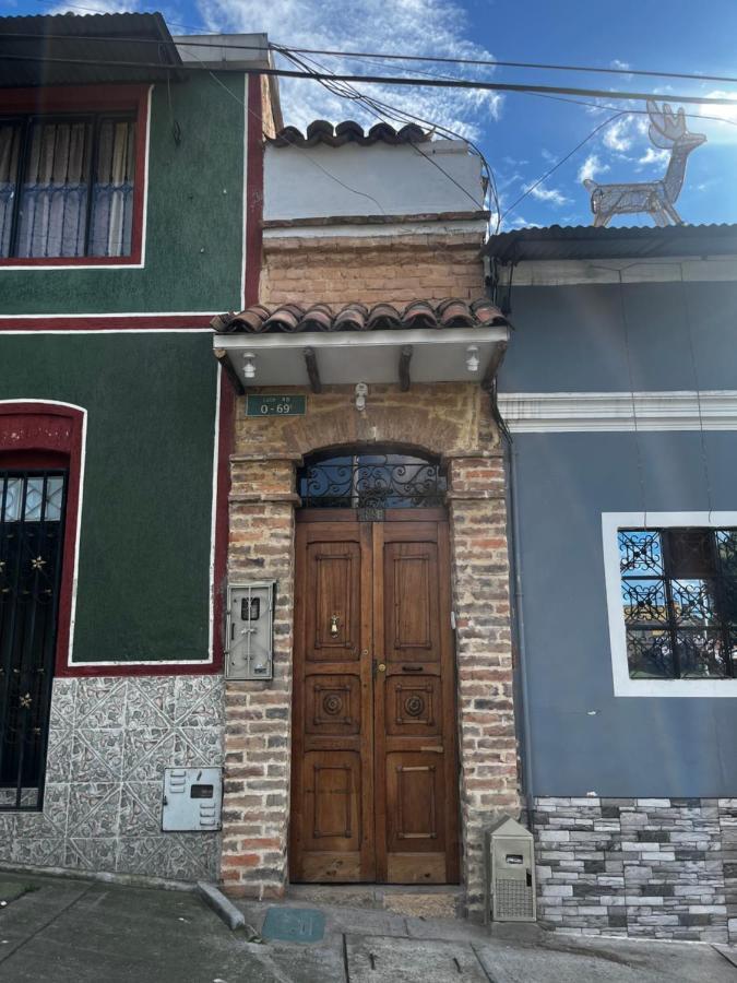 Casa De Lourdes - La Candelaria Bogotá Eksteriør billede